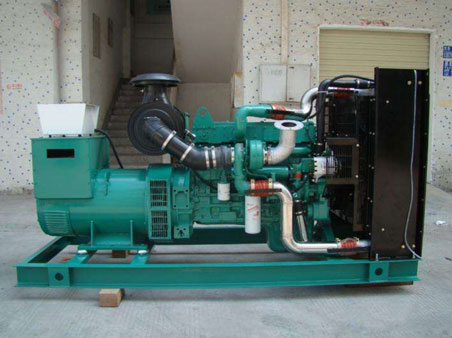 鹿邑1100kw康明斯柴油发电机组图片 鹿邑1100kw康明斯柴油发电机组图片